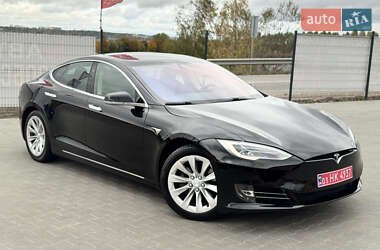 Лифтбек Tesla Model S 2017 в 