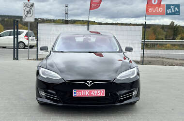 Лифтбек Tesla Model S 2017 в 
