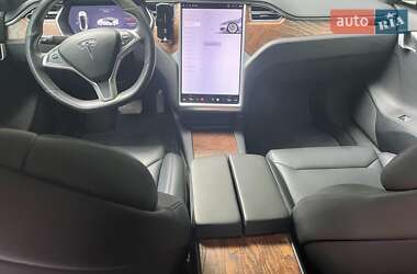 Лифтбек Tesla Model S 2018 в 