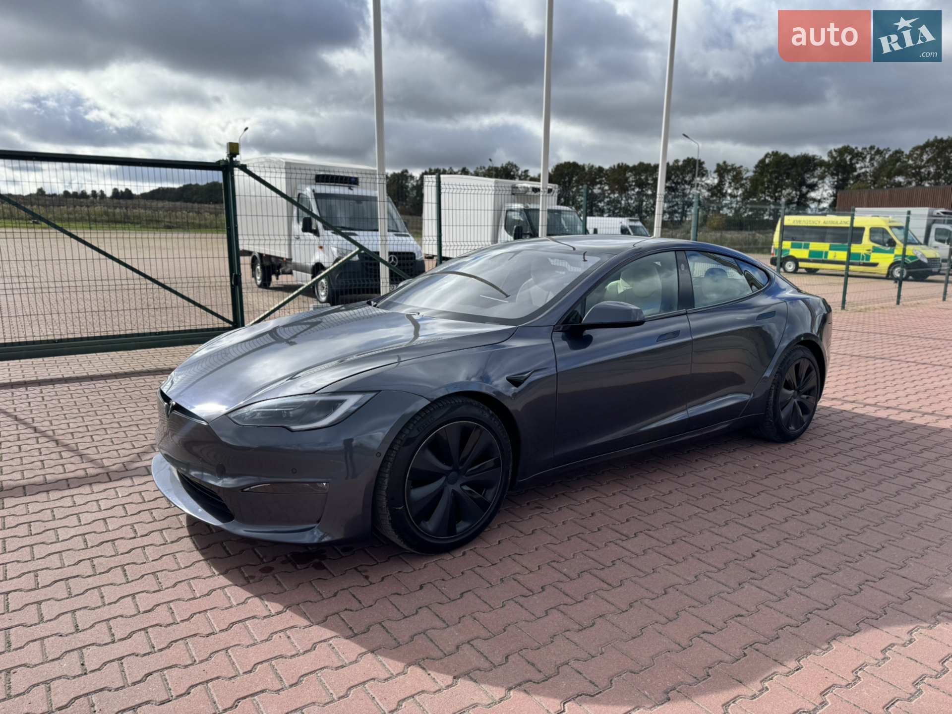 2022 Tesla Model S - мініатюра 5