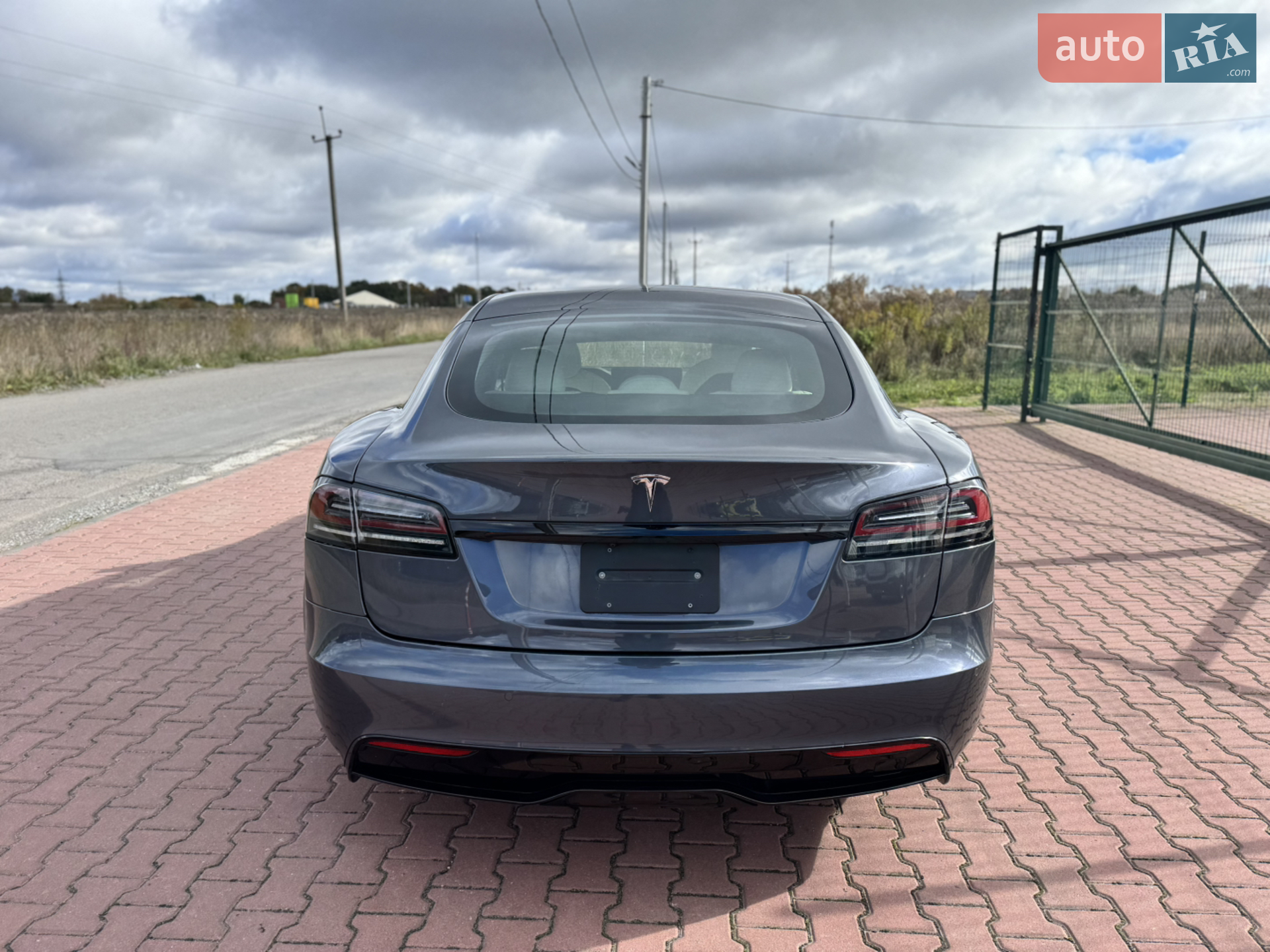 2022 Tesla Model S - мініатюра 9
