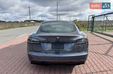 Лифтбек Tesla Model S 2022 в 