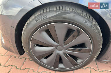 Лифтбек Tesla Model S 2022 в 