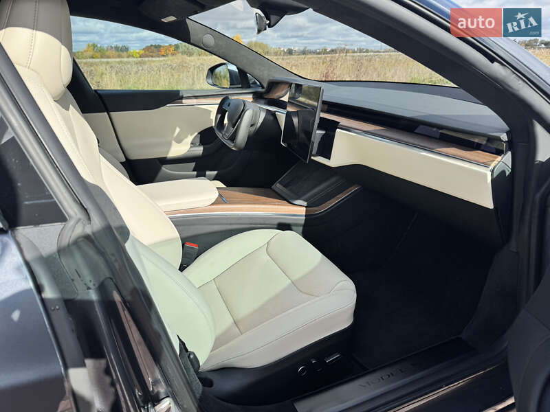 Лифтбек Tesla Model S 2022 в Ровно фото 46 Лифтбек Tesla Model S 2022 в Ровно