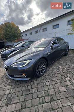 Лифтбек Tesla Model S 2020 в Ивано-Франковске Лифтбек Tesla Model S 2020 в Ивано-Франковске
