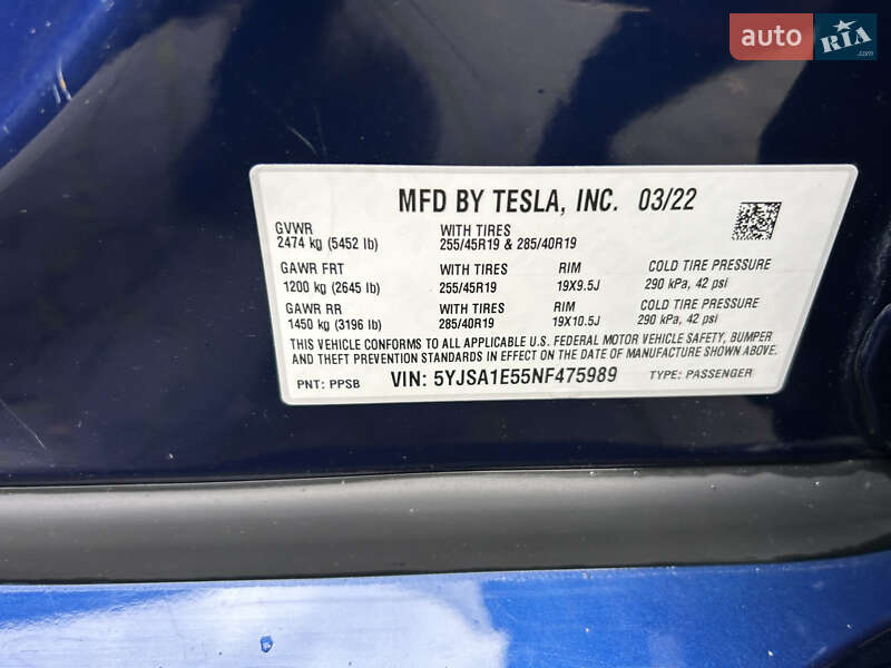 Лифтбек Tesla Model S 2022 в Львове
