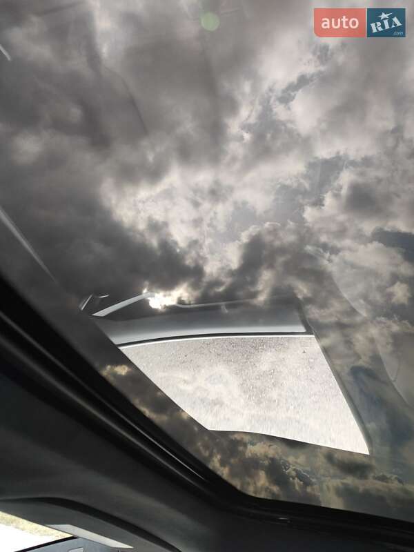 Лифтбек Tesla Model S 2018 в Кобеляках