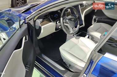 Ліфтбек Tesla Model S 2016 в 