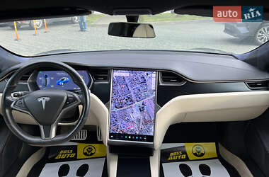 Ліфтбек Tesla Model S 2019 в 