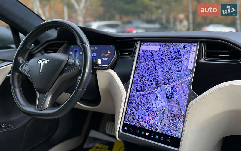 Лифтбек Tesla Model S 2019 в Львове фото 18 Лифтбек Tesla Model S 2019 в Львове