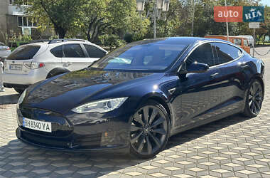 Лифтбек Tesla Model S 2013 в Черноморске