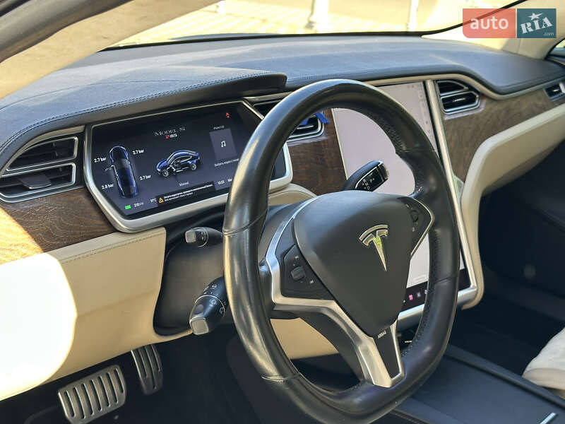 Ліфтбек Tesla Model S 2013 в Чорноморську
