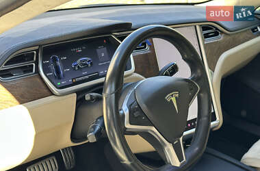 Ліфтбек Tesla Model S 2013 в 