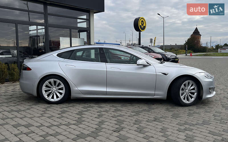Ліфтбек Tesla Model S 2018 в Мукачевому