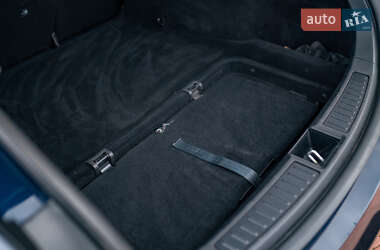 Лифтбек Tesla Model S 2013 в 