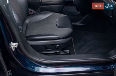 Лифтбек Tesla Model S 2013 в 