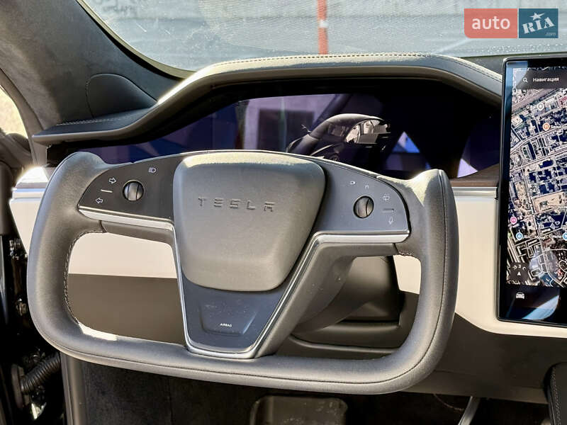 Лифтбек Tesla Model S 2022 в Киеве