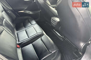 Лифтбек Tesla Model S 2018 в 