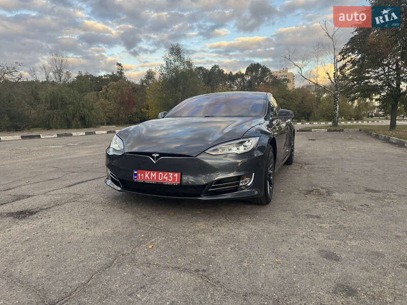 Ліфтбек Tesla Model S 2020 в Запоріжжі