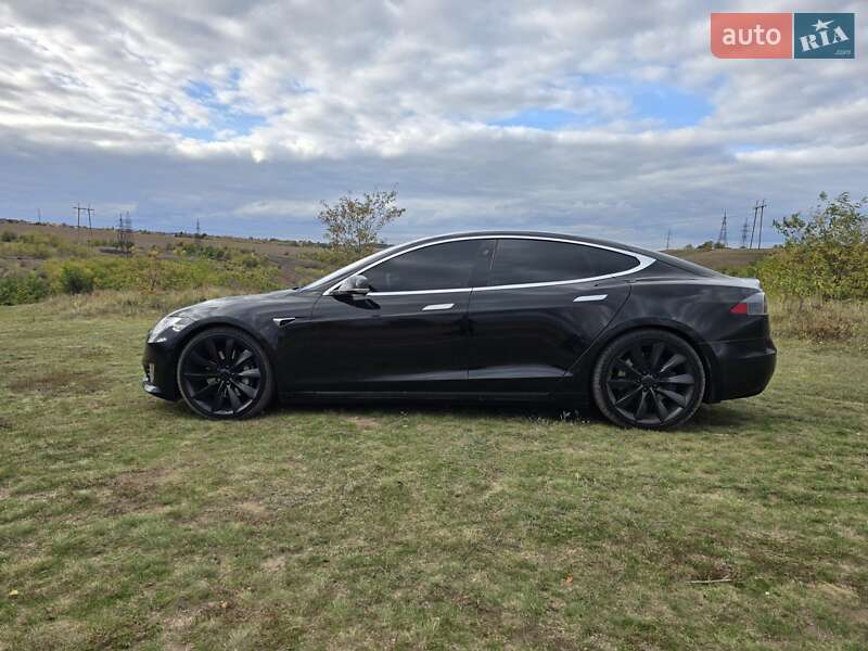 Ліфтбек Tesla Model S 2016 в Полтаві фото 9 Ліфтбек Tesla Model S 2016 в Полтаві