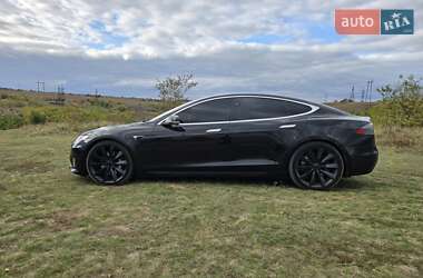 Ліфтбек Tesla Model S 2016 в 