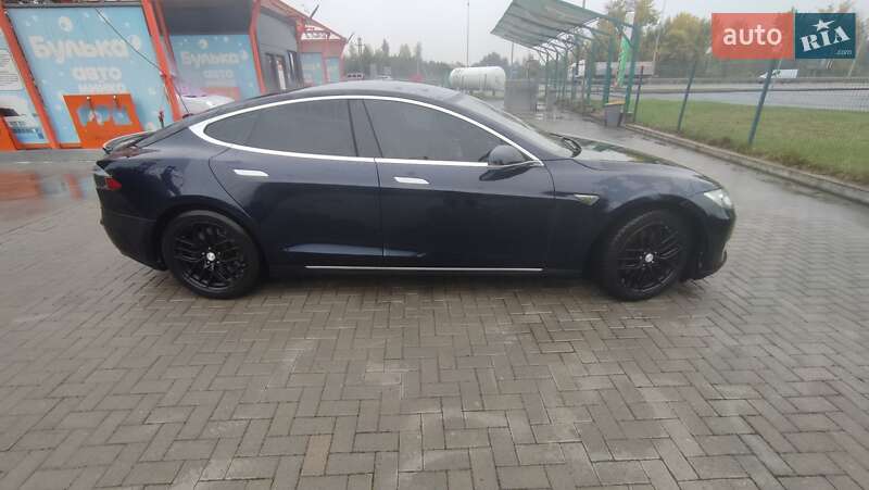 Лифтбек Tesla Model S 2013 в Житомире фото 5 Лифтбек Tesla Model S 2013 в Житомире