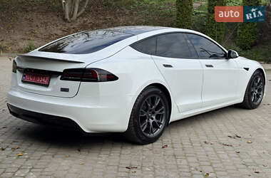 Лифтбек Tesla Model S 2024 в 