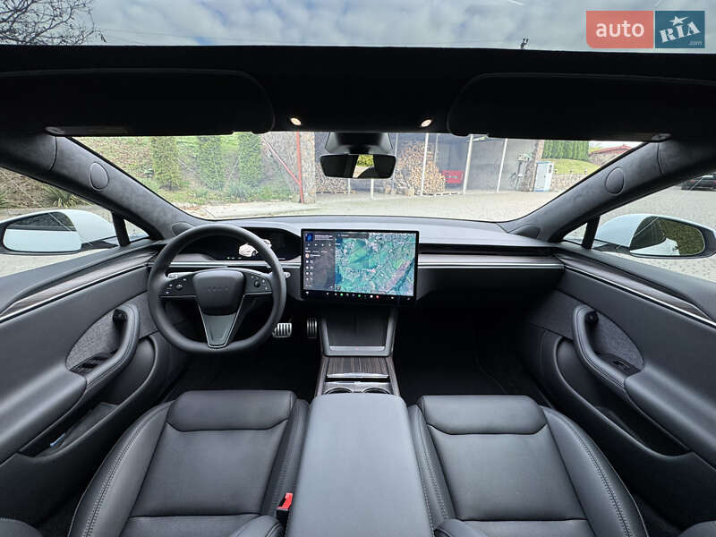 Лифтбек Tesla Model S 2024 в Львове