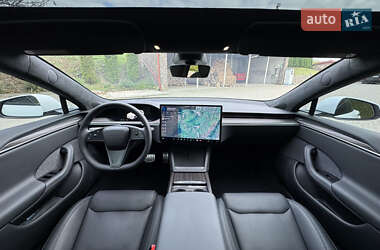Лифтбек Tesla Model S 2024 в 