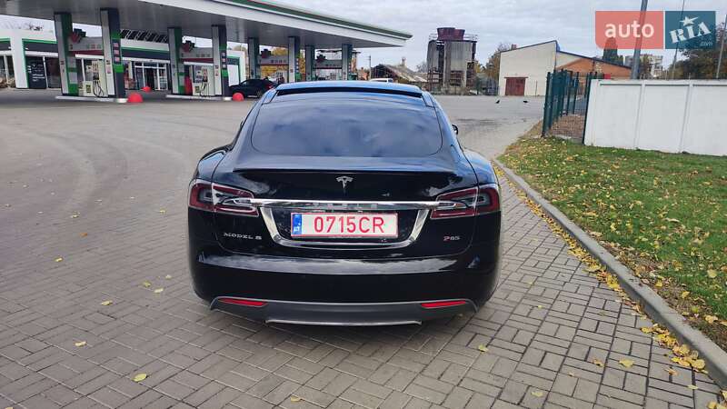 Ліфтбек Tesla Model S 2014 в Житомирі