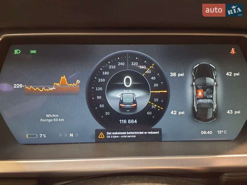 Ліфтбек Tesla Model S 2014 в Києві фото 29 Ліфтбек Tesla Model S 2014 в Києві