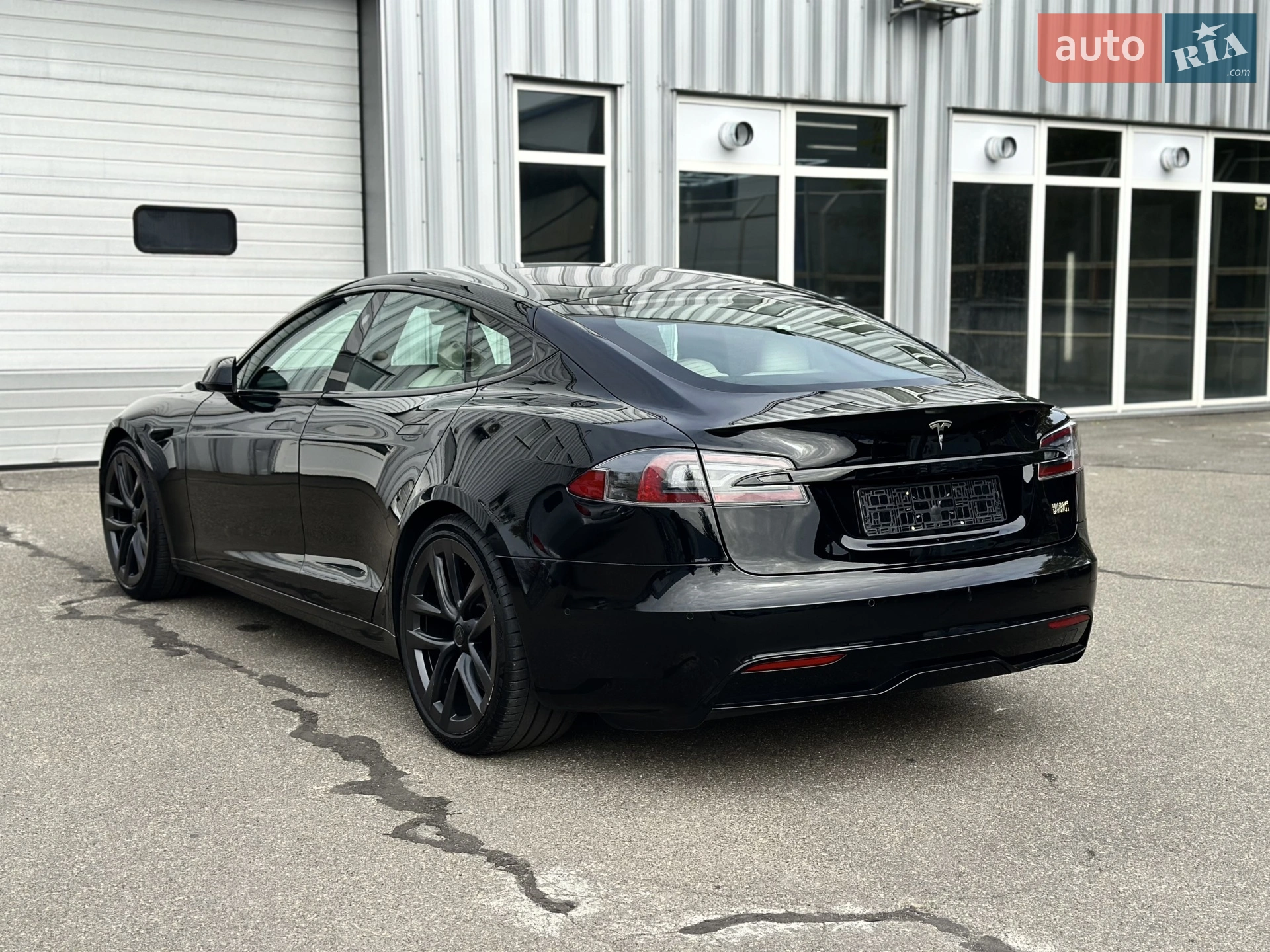 2021 Tesla Model S - мініатюра 9