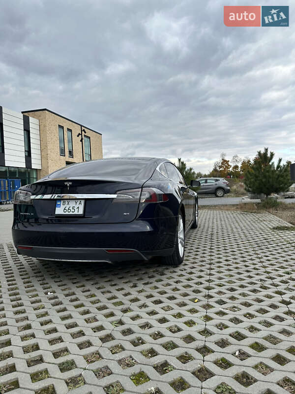 Ліфтбек Tesla Model S 2014 в Хмельницькому