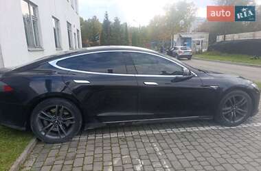 Лифтбек Tesla Model S 2013 в 