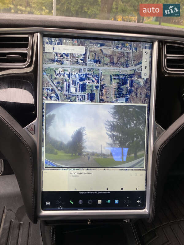Лифтбек Tesla Model S 2014 в Ровно