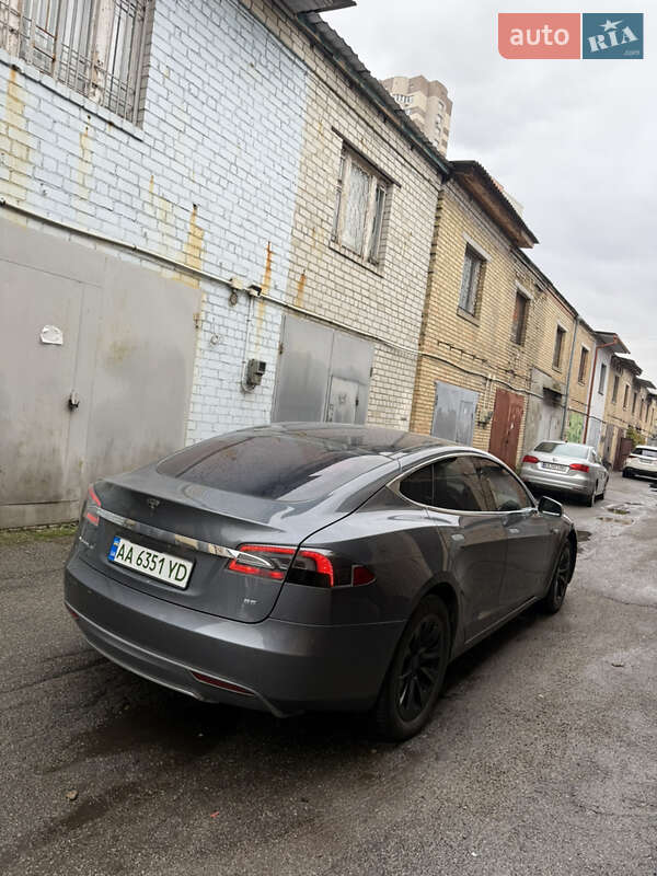 Лифтбек Tesla Model S 2013 в Киеве фото 6 Лифтбек Tesla Model S 2013 в Киеве