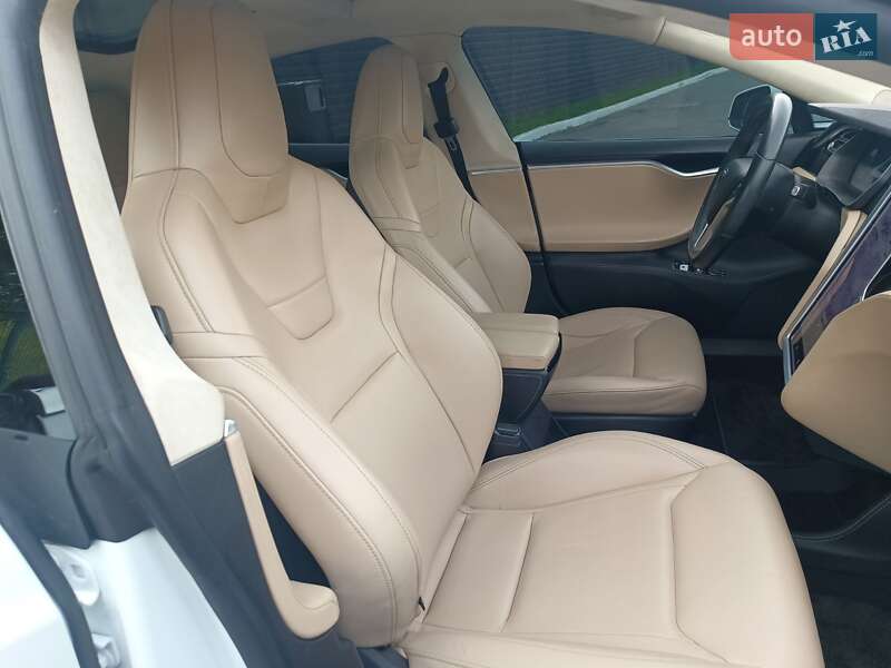Лифтбек Tesla Model S 2015 в Ровно фото 32 Лифтбек Tesla Model S 2015 в Ровно