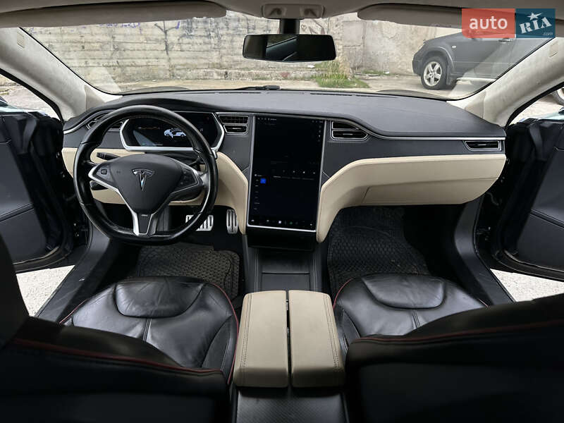 Лифтбек Tesla Model S 2013 в Одессе