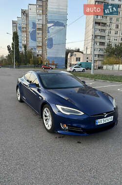 Ліфтбек Tesla Model S 2019 в Харкові