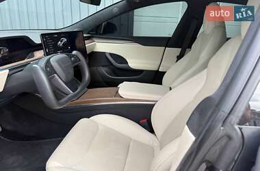 Ліфтбек Tesla Model S 2022 в  фото 10 Ліфтбек Tesla Model S 2022 в