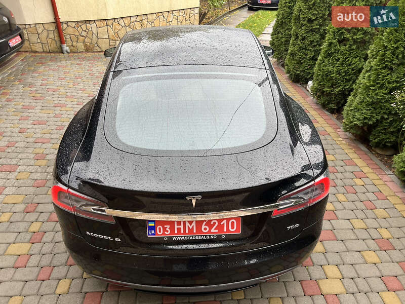 Лифтбек Tesla Model S 2015 в Львове фото 39 Лифтбек Tesla Model S 2015 в Львове