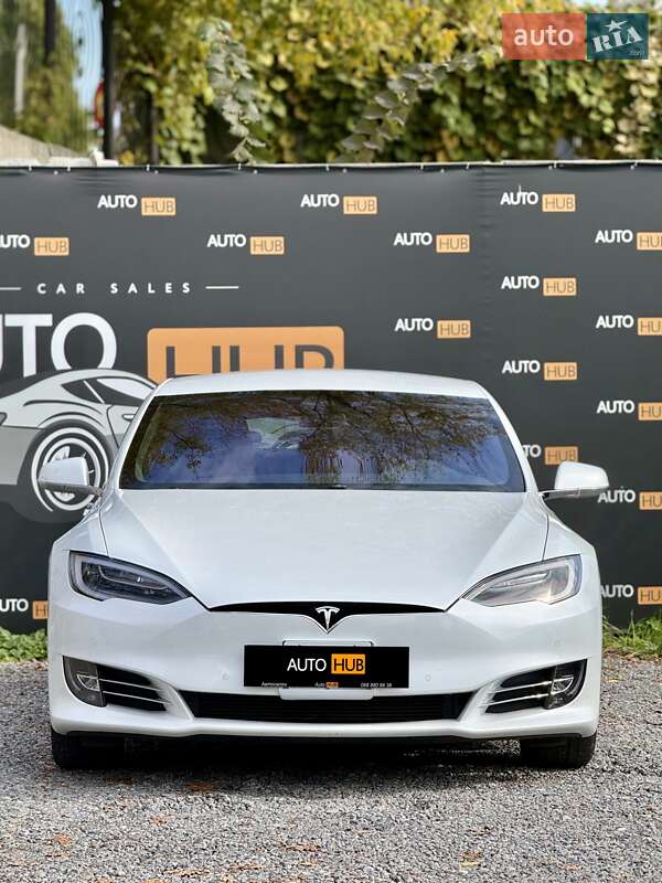 Лифтбек Tesla Model S 2017 в Харькове фото 3 Лифтбек Tesla Model S 2017 в Харькове