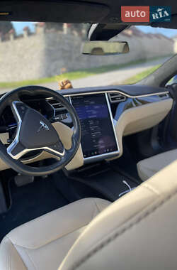 Ліфтбек Tesla Model S 2016 в 
