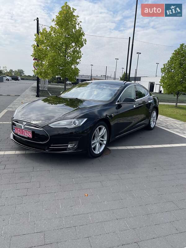 Ліфтбек Tesla Model S 2013 в Мукачевому фото 2 Ліфтбек Tesla Model S 2013 в Мукачевому