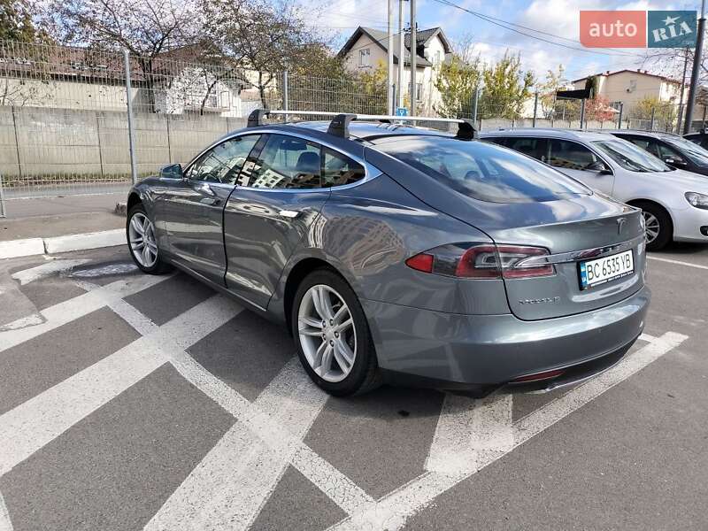Лифтбек Tesla Model S 2013 в Львове фото 8 Лифтбек Tesla Model S 2013 в Львове