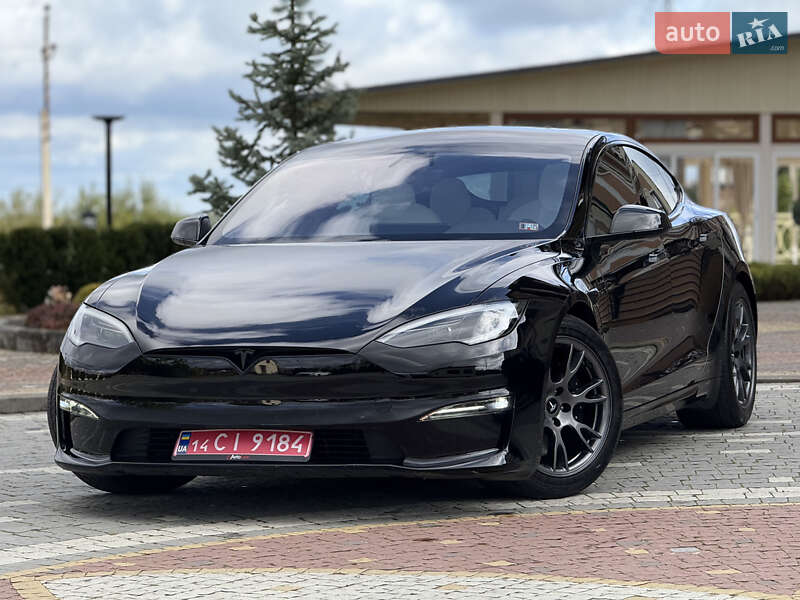 Лифтбек Tesla Model S 2024 в Дрогобыче