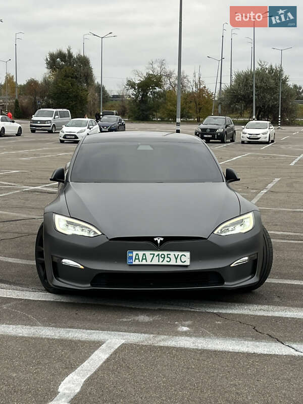 Ліфтбек Tesla Model S 2021 в Києві