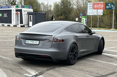 Лифтбек Tesla Model S 2021 в 