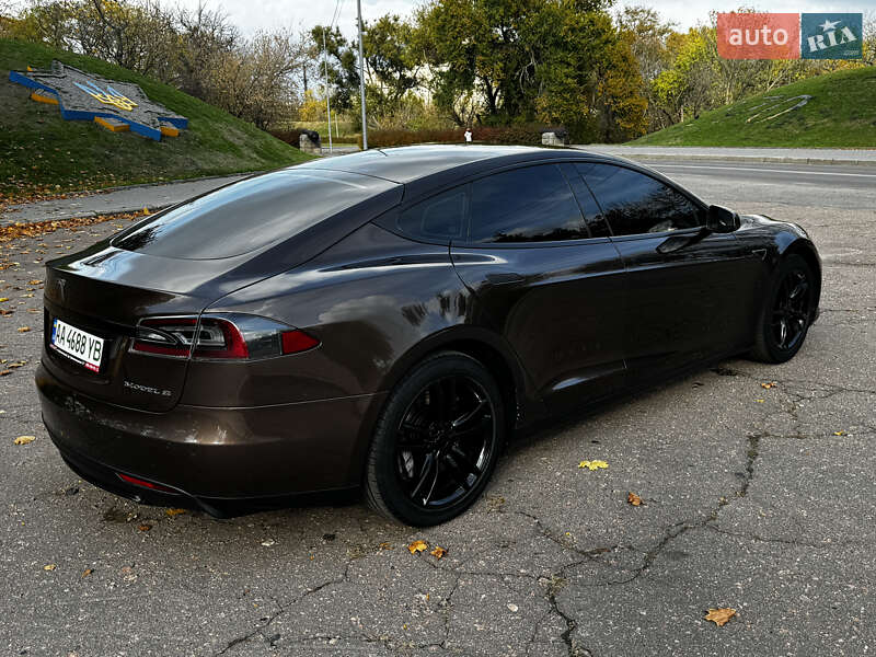 Лифтбек Tesla Model S 2013 в Кропивницком фото 5 Лифтбек Tesla Model S 2013 в Кропивницком