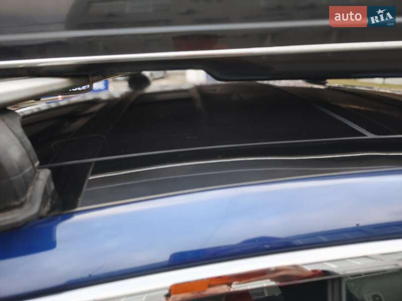 Лифтбек Tesla Model S 2017 в Киеве